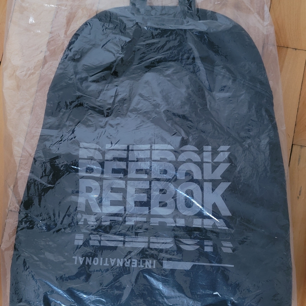 Reebok backpack - Picture 3 of 5